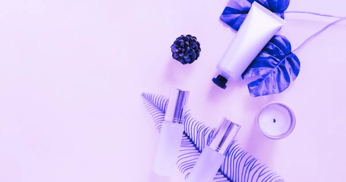 مزيل مكياج للبشرة الحساسة